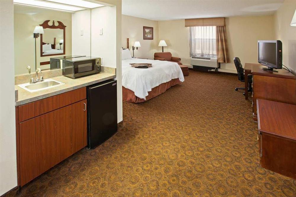 Hampton Inn דיקסון חדר תמונה
