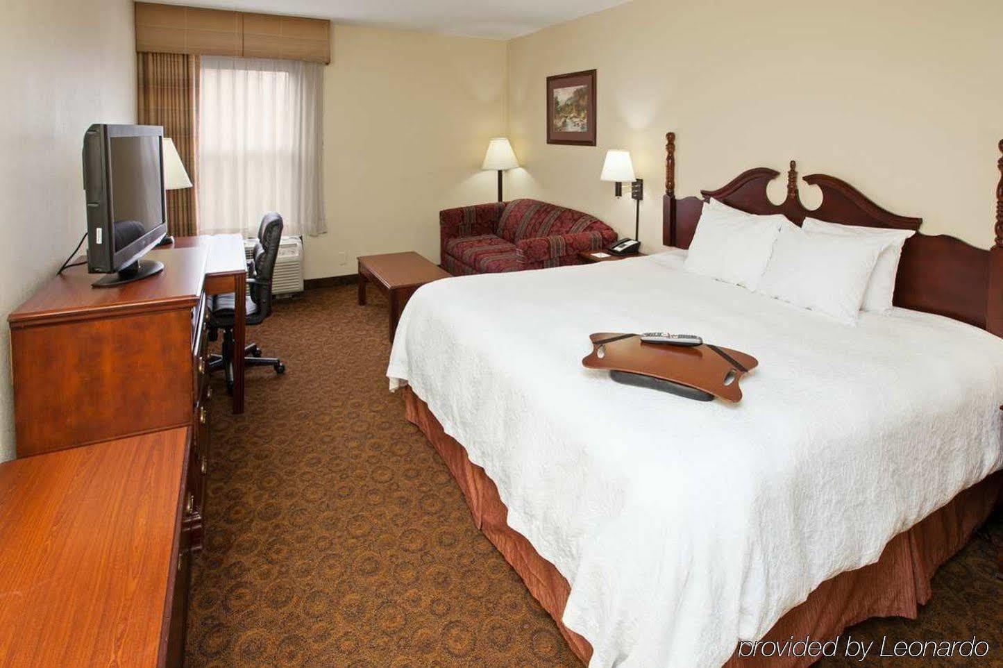 Hampton Inn דיקסון מראה חיצוני תמונה