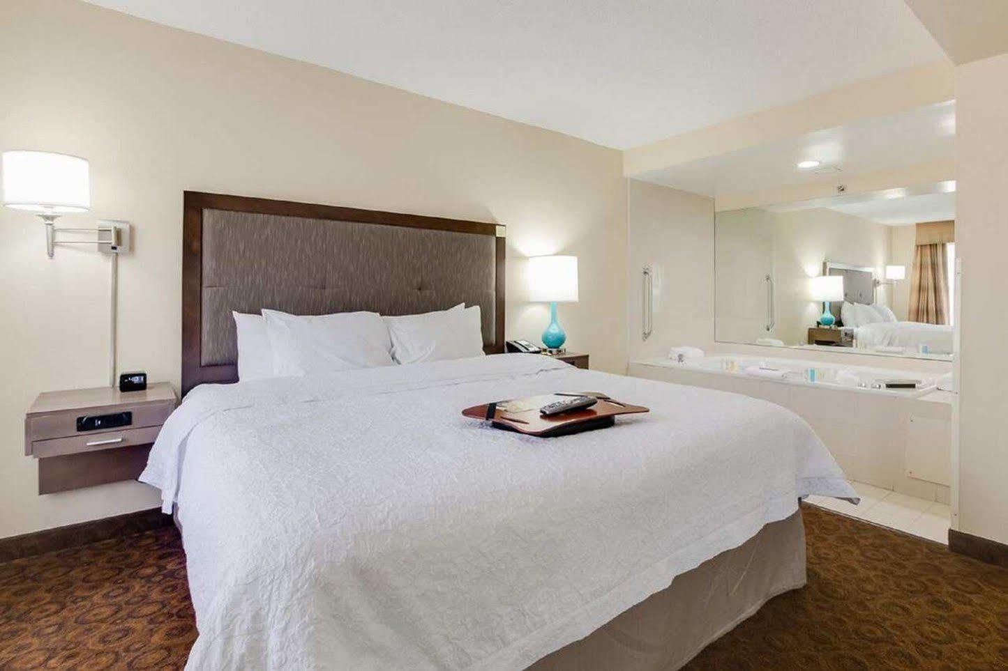 Hampton Inn דיקסון מראה חיצוני תמונה