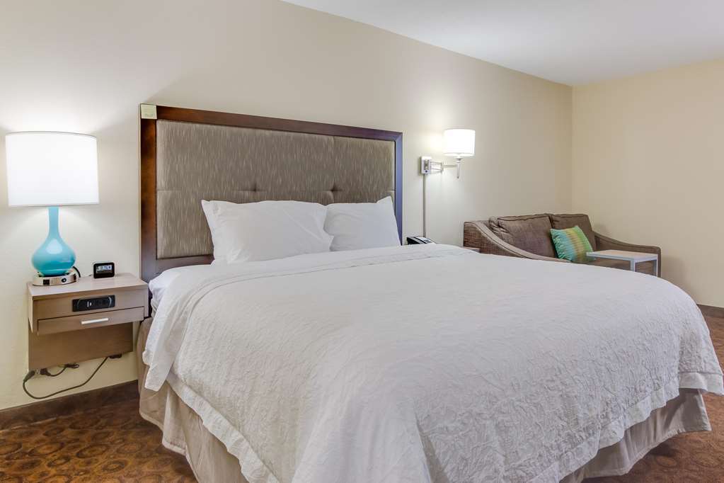 Hampton Inn דיקסון חדר תמונה